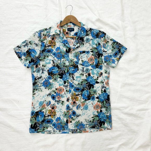 Rue Saint Patrick Montreal Floral Button Down Shirt - Picture 2 of 9